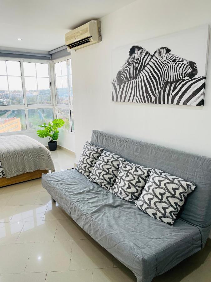 Apartamento La Torre 1337 Precioso, Moderno Y Con Piscina Torremolinos Zewnętrze zdjęcie